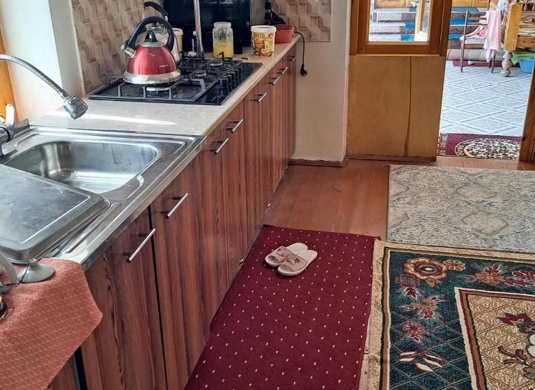 פנסיון Grand House Hostel