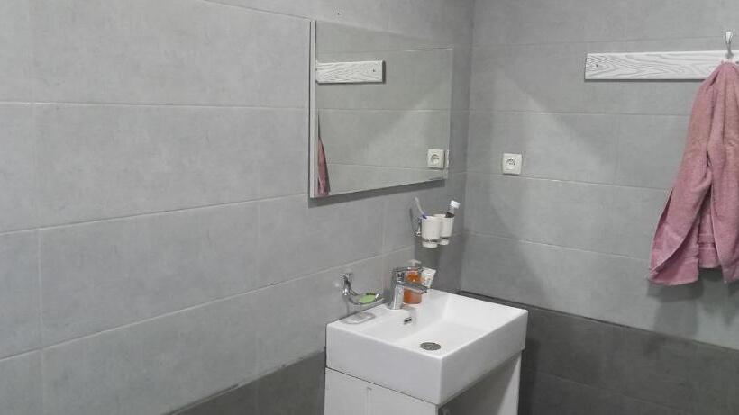 פנסיון Grand House Hostel