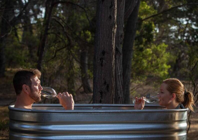 膳宿费 Island Alive Guest House