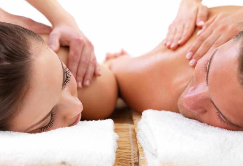 膳宿费 Island Alive Guest House