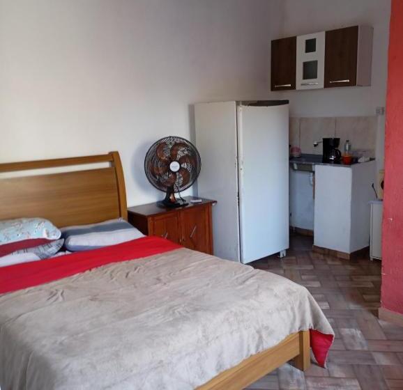 Majatalo Kitnet Cantinho Dos Dinos