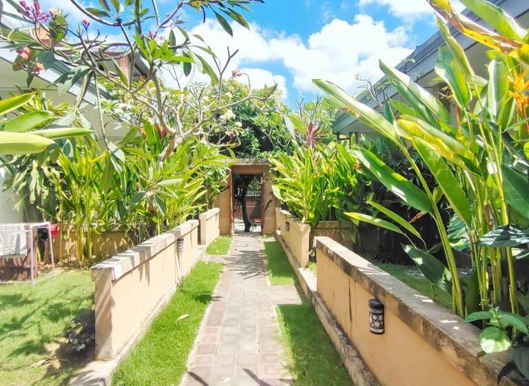 膳宿费 Kubu Dad Cik