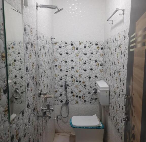 پانسیون Milan Guest House