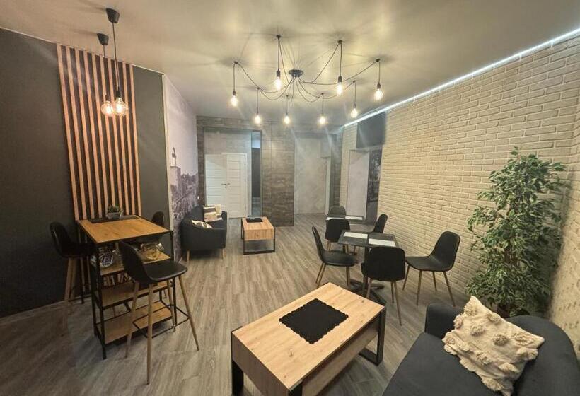 پانسیون Narva Kreenholmi Joala Apart Hotel Saunaga