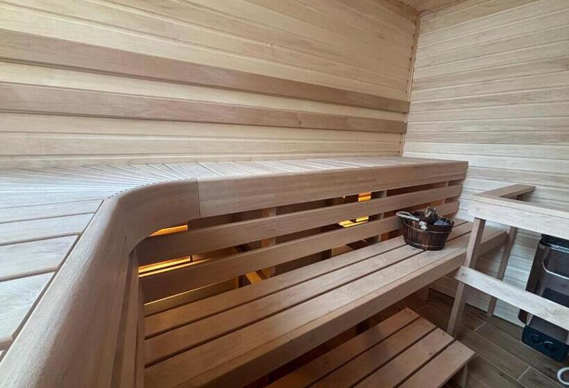 پانسیون Narva Kreenholmi Joala Apart Hotel Saunaga