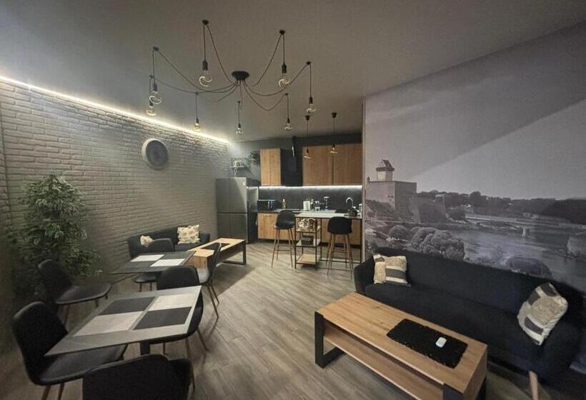 پانسیون Narva Kreenholmi Joala Apart Hotel Saunaga