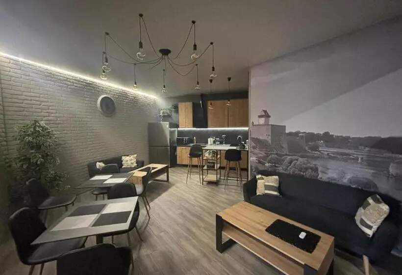 پانسیون Narva Kreenholmi Joala Apart Hotel Saunaga