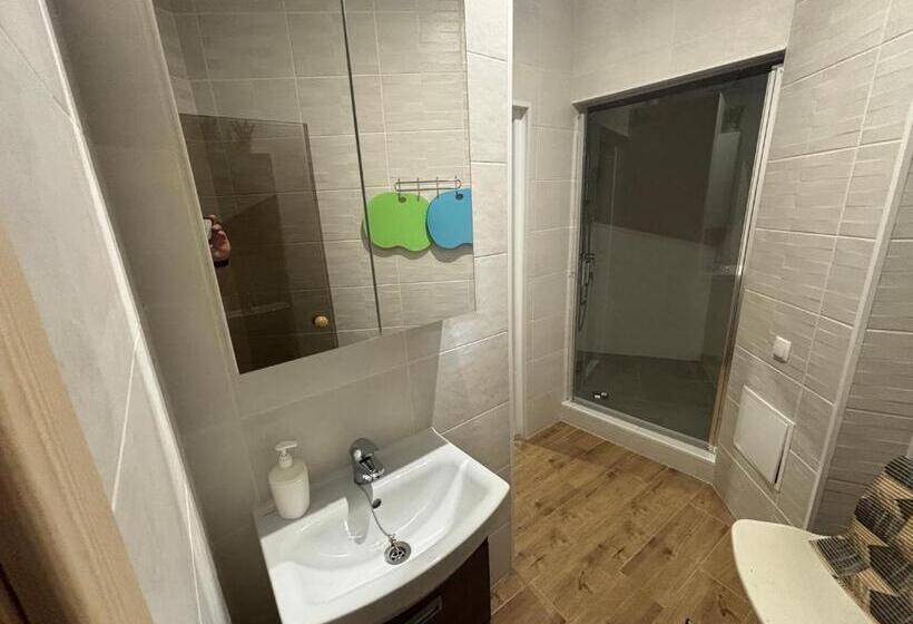 پانسیون Narva Kreenholmi Joala Apart Hotel Saunaga