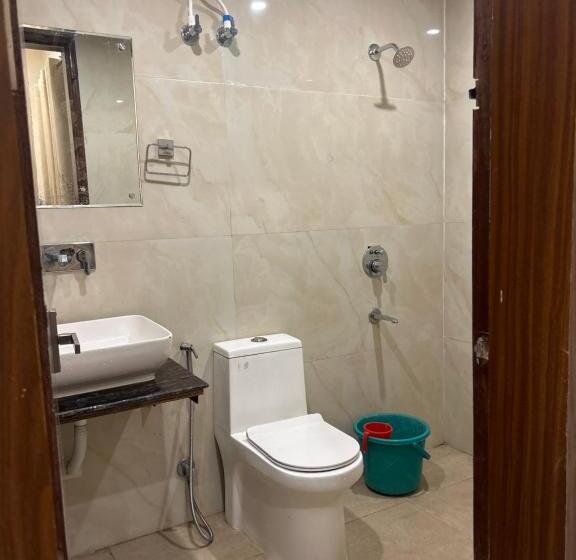 Pension (Hôtel basse catégorie) O Radha Vrinda