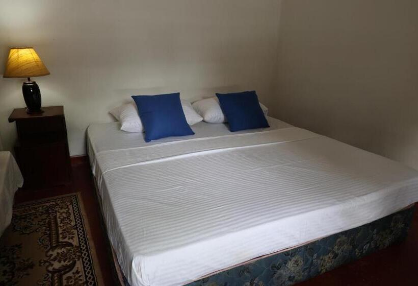 بنسيون Ronan Residency