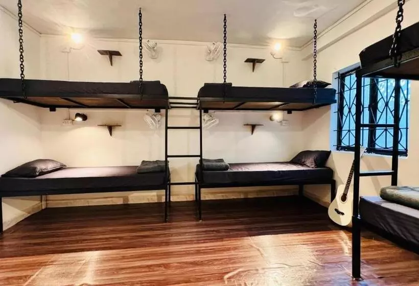 Retkeilymaja Riversong Bliss