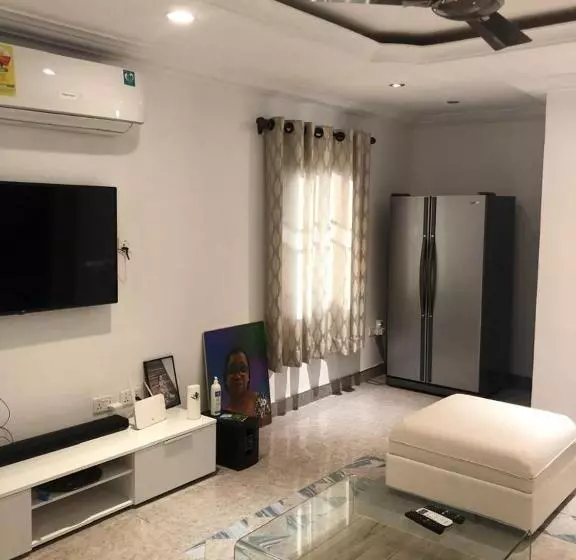 Aamiaismajoitus (B&B) Bnb 2 Bedrooms Apartment At Kwabenya, Accra, Balloon Gate