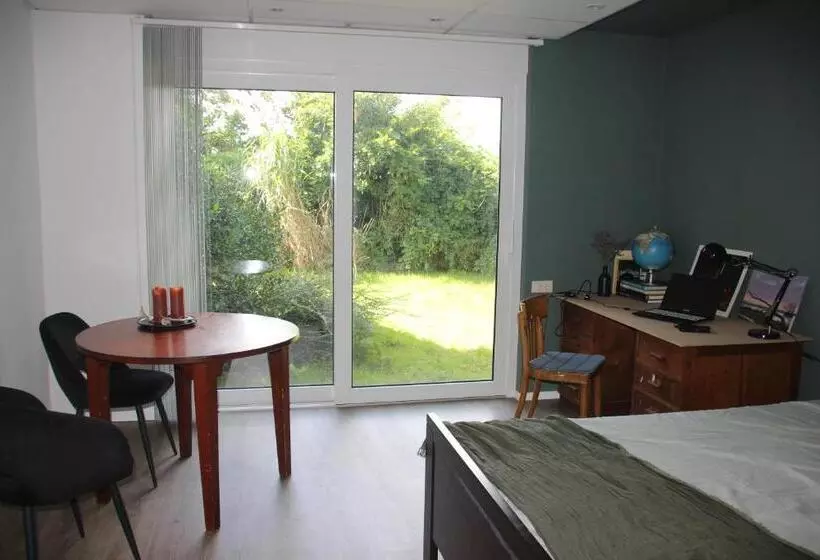 Aamiaismajoitus (B&B) Even Heukelom