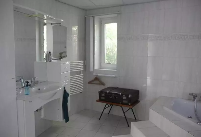 Aamiaismajoitus (B&B) Even Heukelom