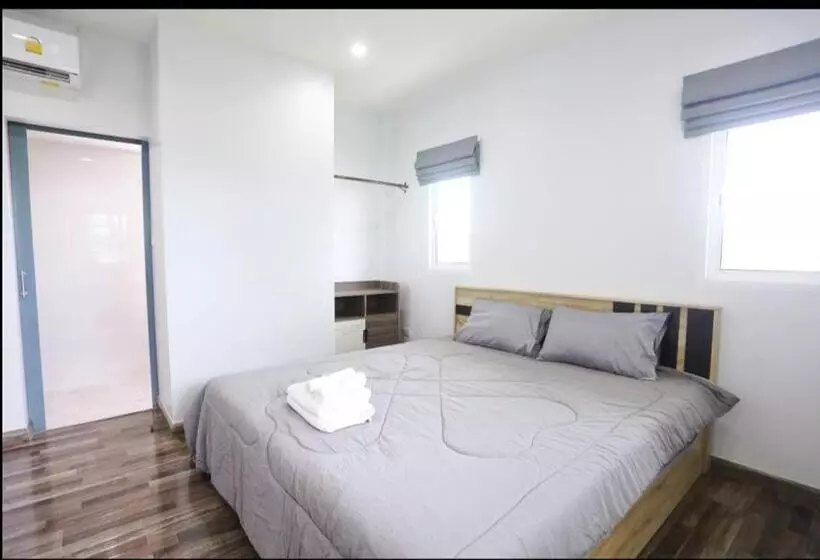 ベッドアンドブレックファースト Homestay Apartments