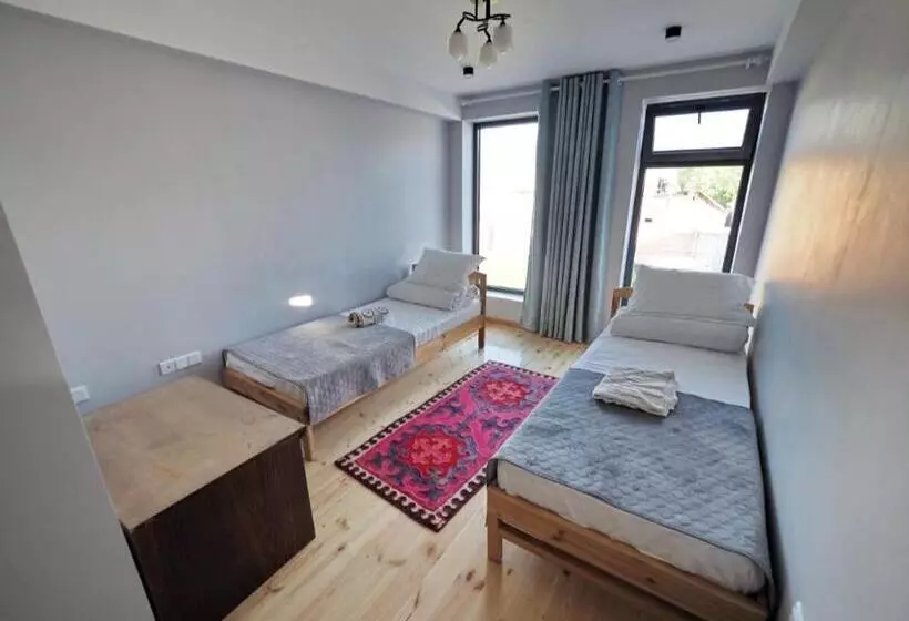 تختخواب و صبحانه Mountain View