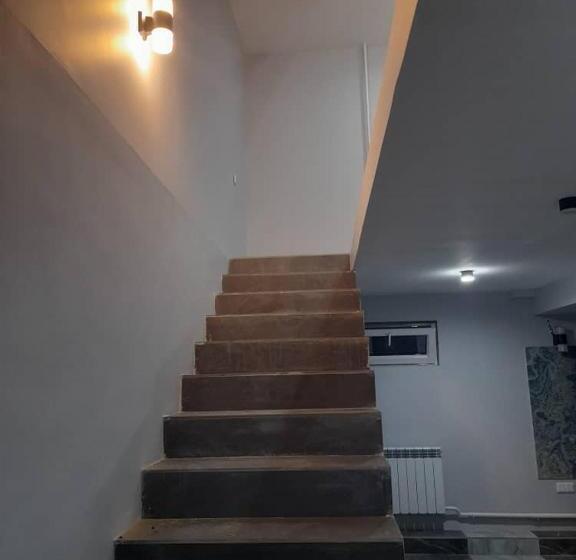 تختخواب و صبحانه Mountain View