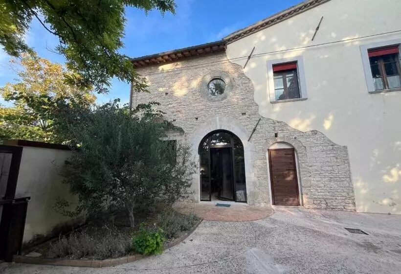 تختخواب و صبحانه San Pietro Fuori Le Mura