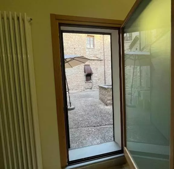 تختخواب و صبحانه San Pietro Fuori Le Mura