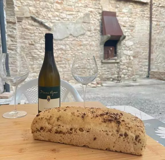 تختخواب و صبحانه San Pietro Fuori Le Mura