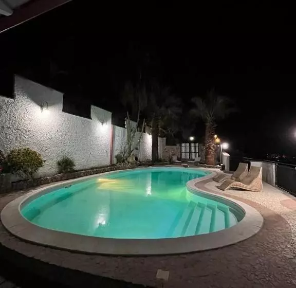 Aamiaismajoitus (B&B) Villa Robi