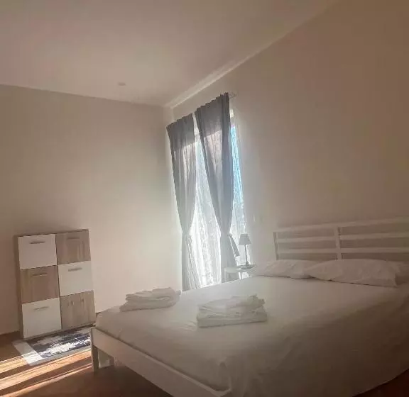 Aamiaismajoitus (B&B) Villa Robi