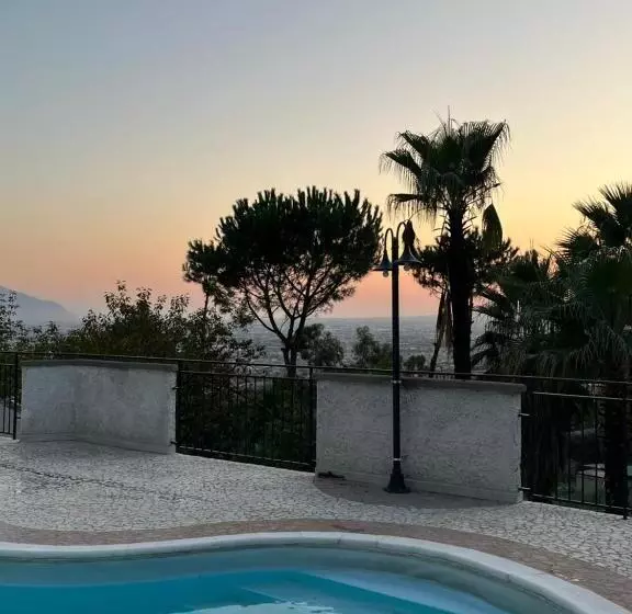 Aamiaismajoitus (B&B) Villa Robi