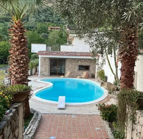 Aamiaismajoitus (B&B) Villa Robi