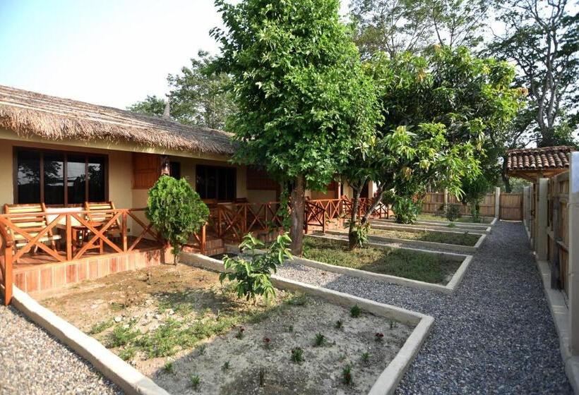 Cultural Village Resort