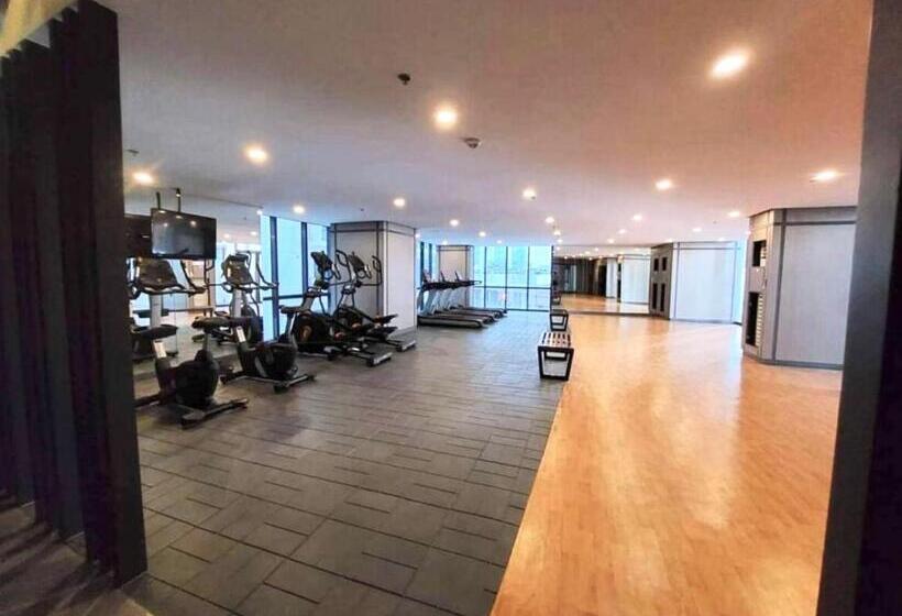 Executive Luxury 2br Condo Unit In Mckinley Hill Bgc Taguig