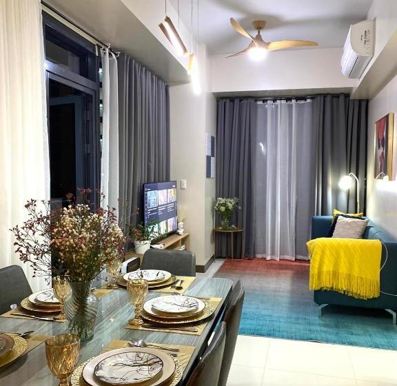 Executive Luxury 2br Condo Unit In Mckinley Hill Bgc Taguig