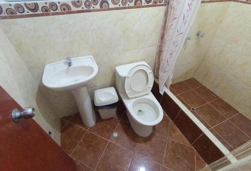 Hotel Dgloria Churin