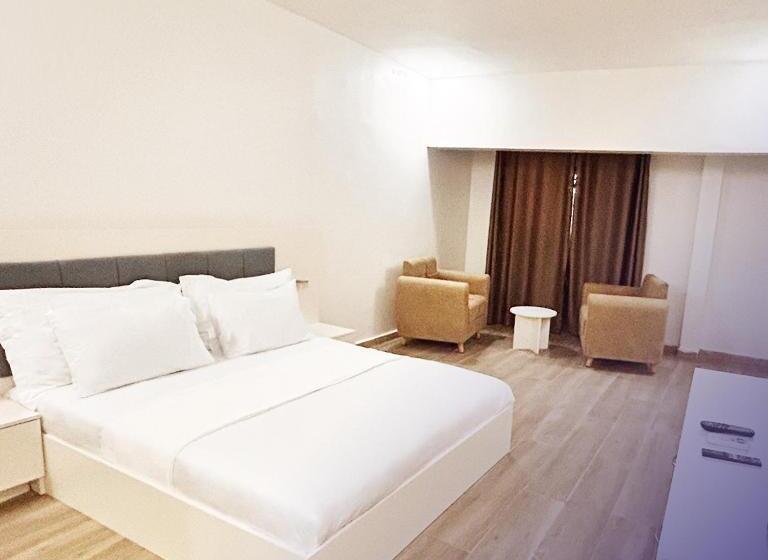 هتل Luna Hôtel & Restaurant