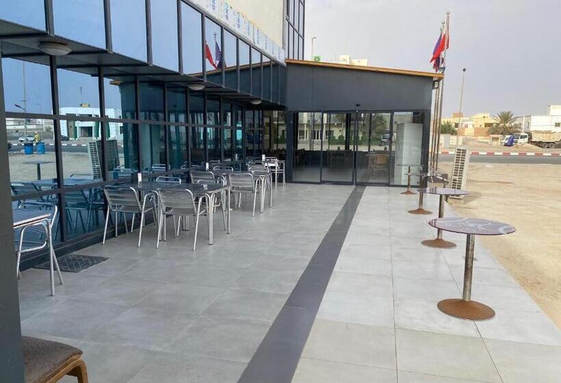 هتل Luna Hôtel & Restaurant