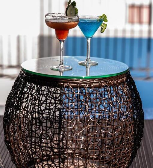 هتل Moonlight Boutique