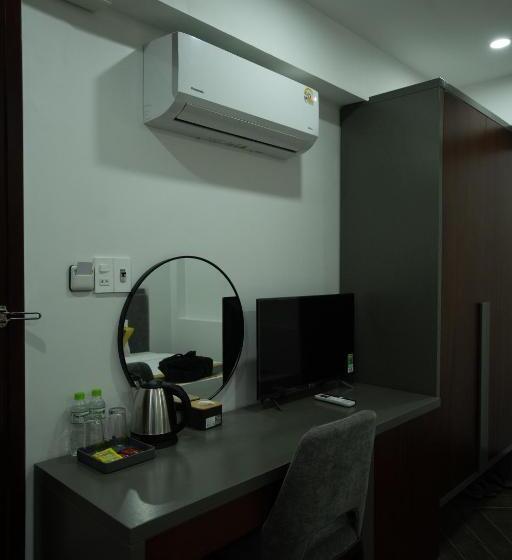 هتل Moonlight Boutique