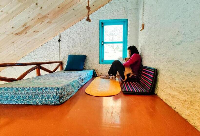 בית מלון כפרי The Satvic Retreat