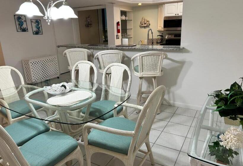 On The Sand Peaceful Great Sunsets Paradise