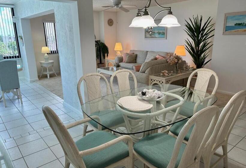 On The Sand Peaceful Great Sunsets Paradise