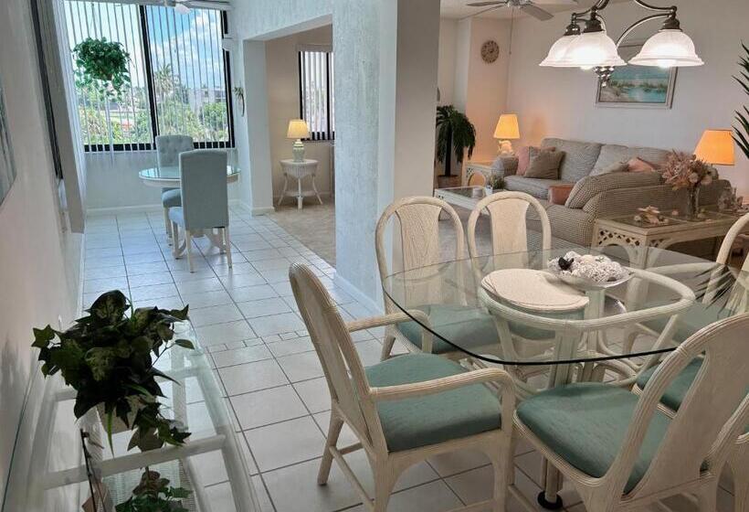 On The Sand Peaceful Great Sunsets Paradise