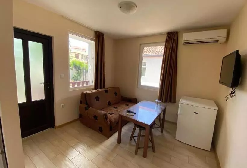 پانسیون къщички глория Free Parking,gloria Houses Varna