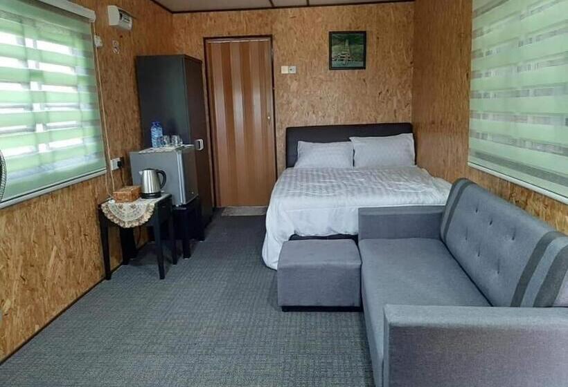 펜션 Homestay Cabin Highway