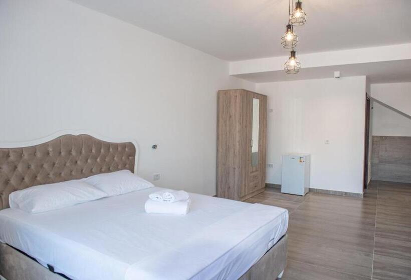 پانسیون Old Town Aga