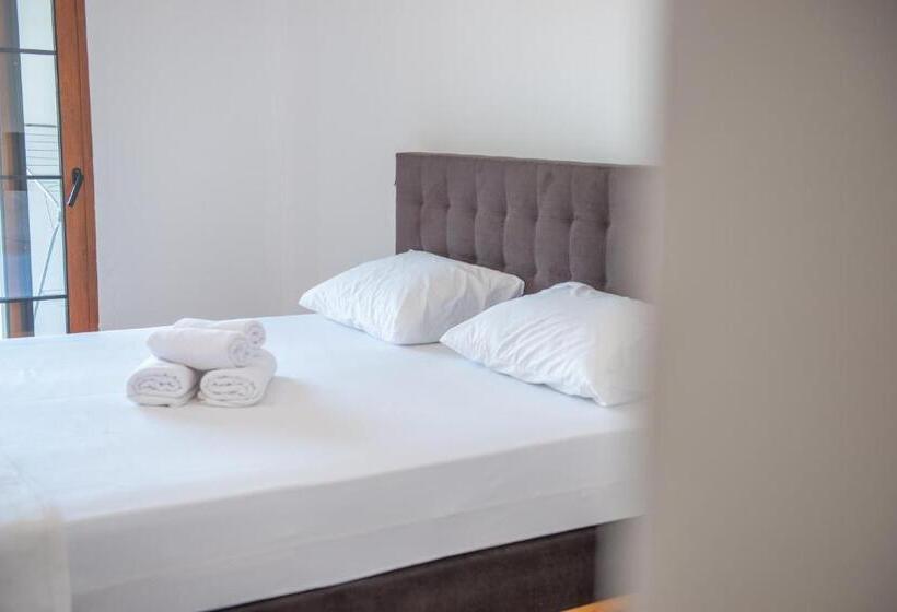 پانسیون Old Town Aga