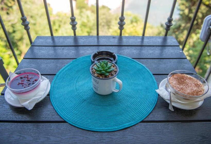 پانسیون Old Town Aga