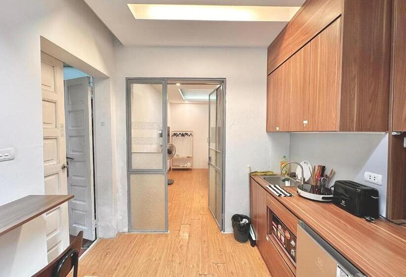 پانسیون Private Centrally Located