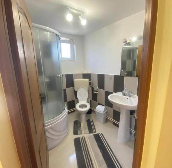 پانسیون Vila Roxy