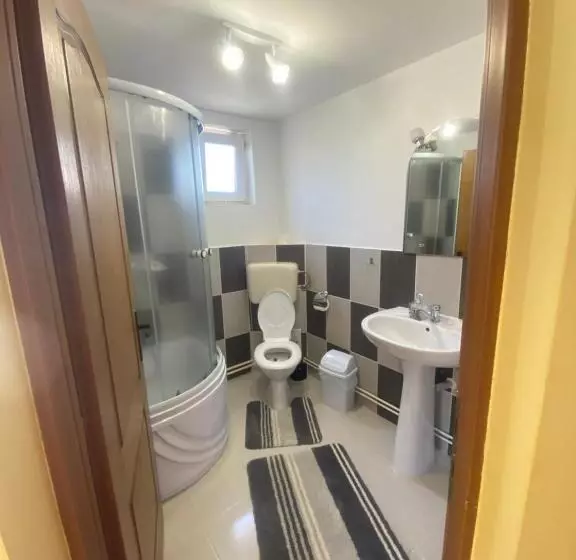 پانسیون Vila Roxy