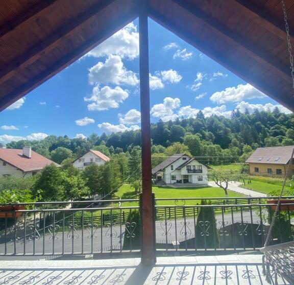 پانسیون Vila Roxy