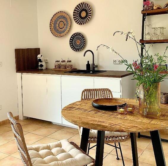 پانسیون Villa Marlena, Calonge, 1 Amazing Private Studio Appartement With Private Pool In Quiet Area, Adults